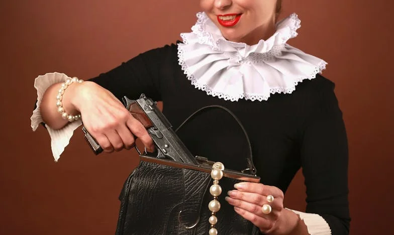 „Nie wpuszczę cię do mojego mieszkania, bo nigdy się ciebie nie pozbędę!” – Historia o teściowej, która trzyma klucze do szczęścia