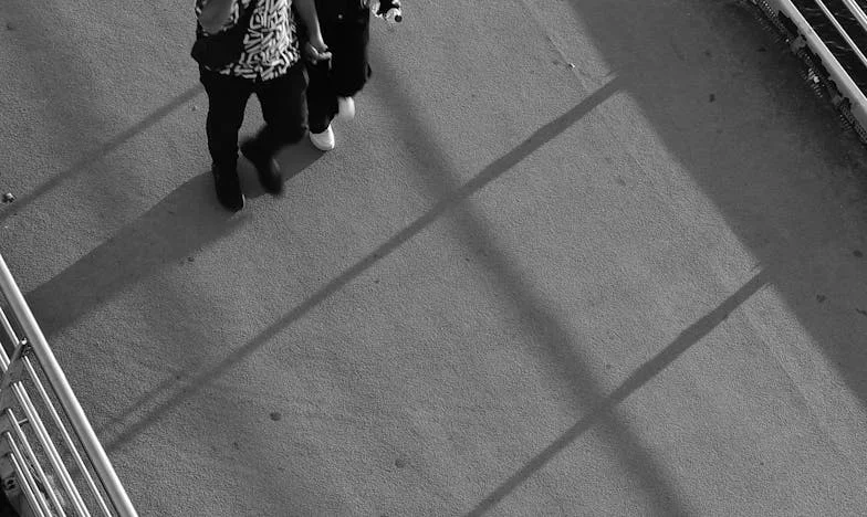 Zdrada, która przyszła z winem: Moja przyjaciółka, mój mężczyzna, mój świat w gruzach