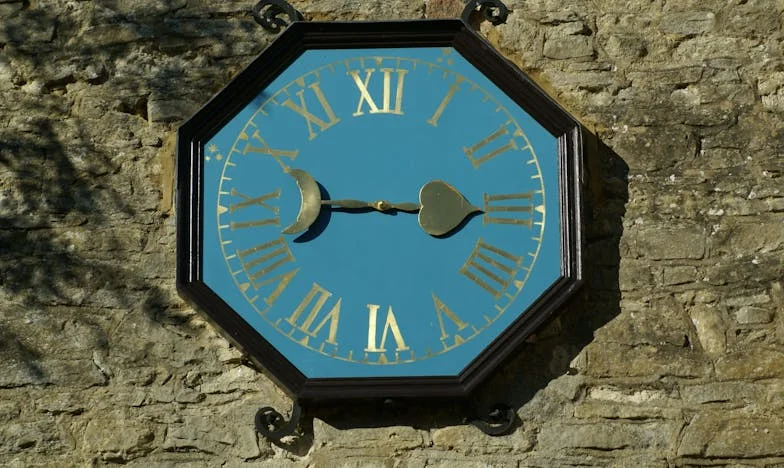 Između Dva Oca: Priča o Izborima, Ljubavi i Oprostima