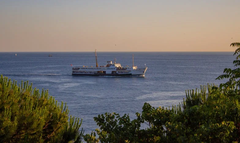 Između dvije vatre: Kako sam pokušala spojiti generacije pod istim krovom