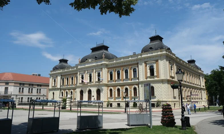 Između dvije žene: Suprug, njegova majka i ja