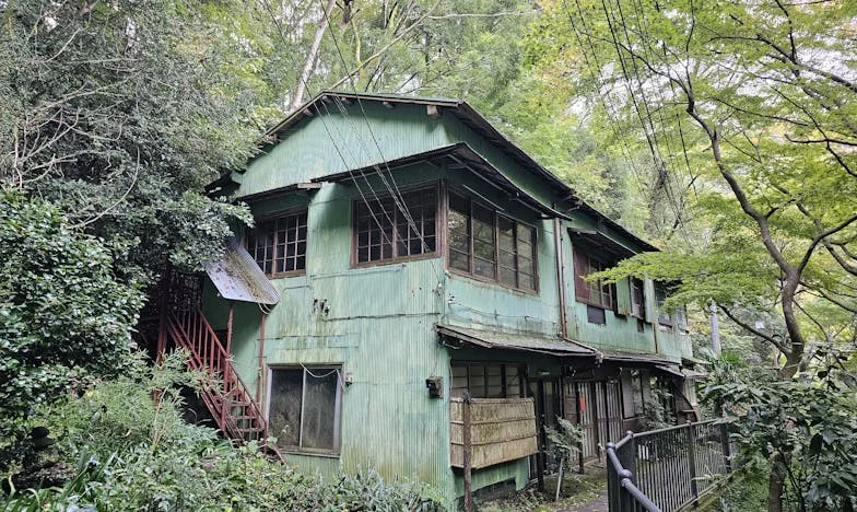 Ostavio si nas, a sada smo stranci: Priča jedne majke iz Sarajeva