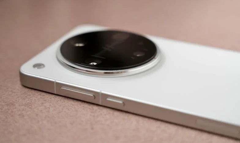 Kad tišina razara brak: Priča o povjerenju, kontroli i izgubljenoj ljubavi