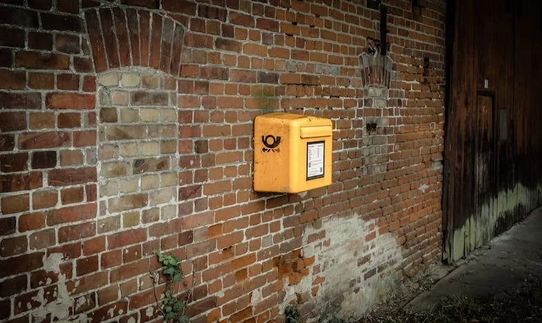 Sofa „Sanjarica” – priča o ljubavi, samoći i odrastanju