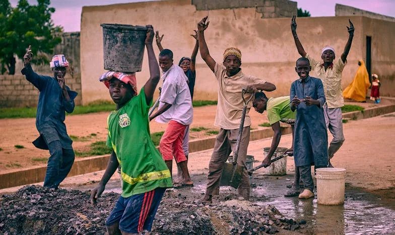 Odlazak iz Doline: Zašto Moj Brat Misli da Sam Ga Izdao