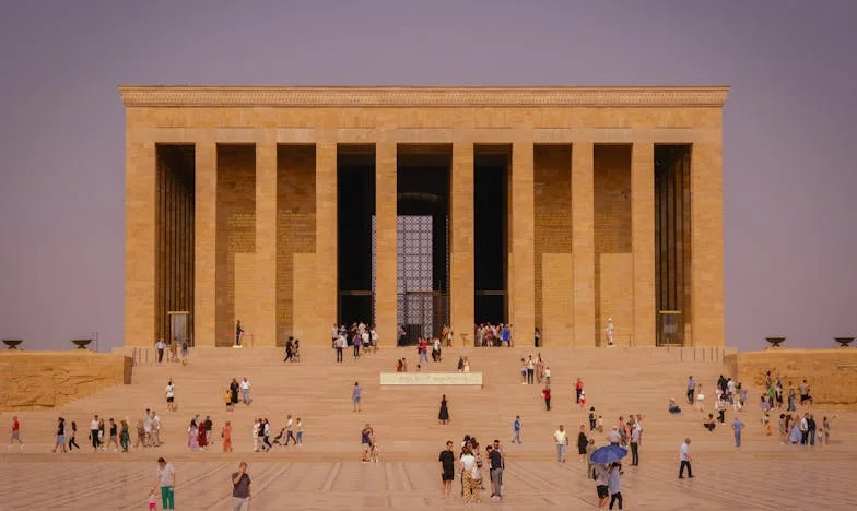 Pomoć ili teret? Kad roditelji žele ostati duže nego što ste planirali