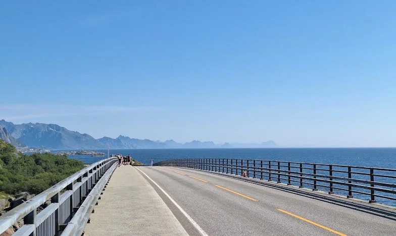 Iza zatvorenih vrata: Ispovijest jedne žene iz Sarajeva