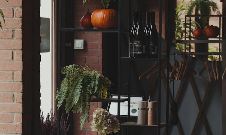 Nasljedstvo u Sjeni: Kako Nas je Majčina Kuća Rastrgala