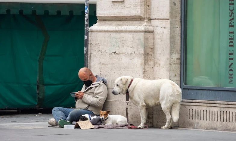 Kad obitelj postane stranac: Priča o baki Ljubici i izdaji unuka