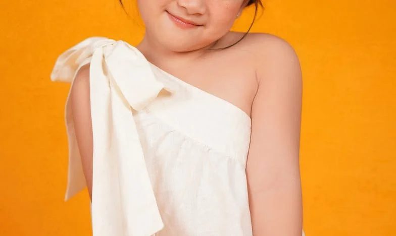 Kad Te Pogledam, Vidim Sebe: Priča o Oprostu i Tajnama