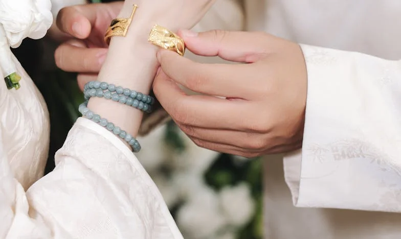 Nepravda pod istim krovom: Priča o sestrinskoj ljubavi i izdaji