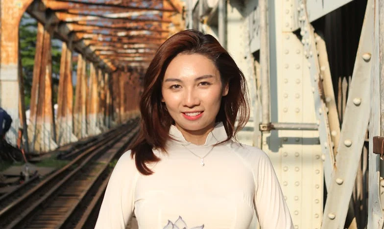 Sjena Prošlosti: Susret na Klupi u Maksimiru