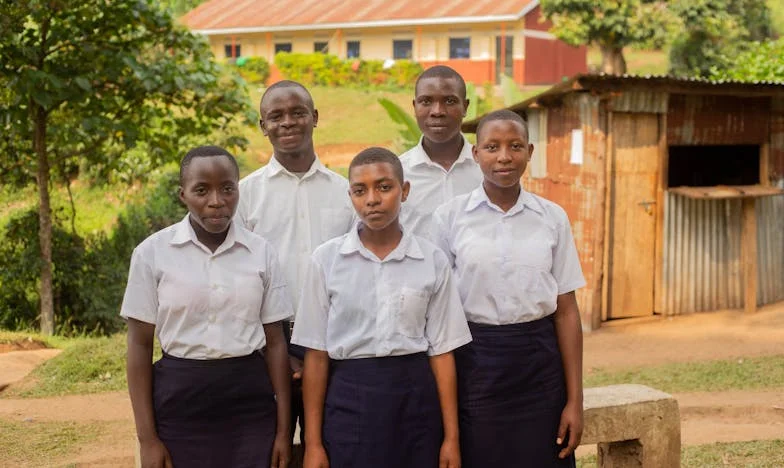 Moja svekrva tvrdi da moja djeca nisu „prava” unučad – priča o podjelama koje bole