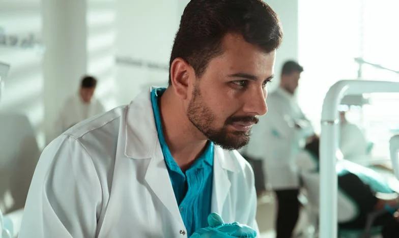 Između Snova i Očekivanja: Priča o Rasulu u Porodici Radić