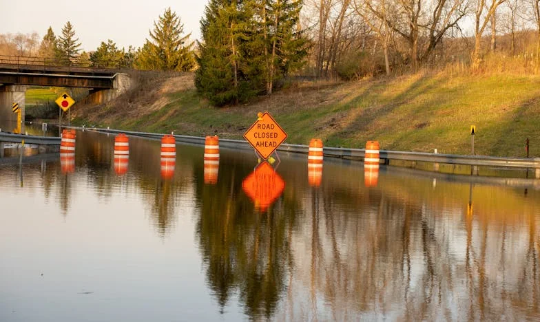 Molitva za pomoć: Kad sam pokucala na vrata susjeda, otkrila sam istinu koja nas je zauvijek promijenila