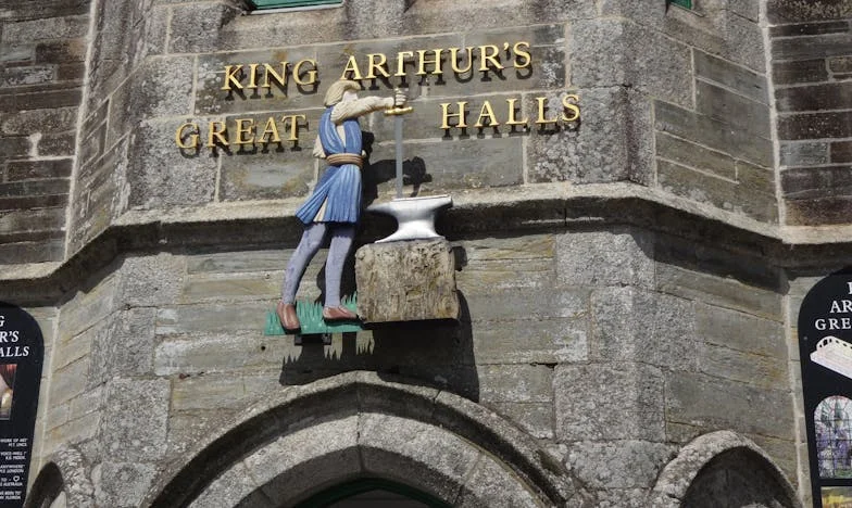 Nisam bila pozvana na svadbu svog sina, ali očekuju da im otvorim vrata: Dvostruka mjerila u mojoj porodici