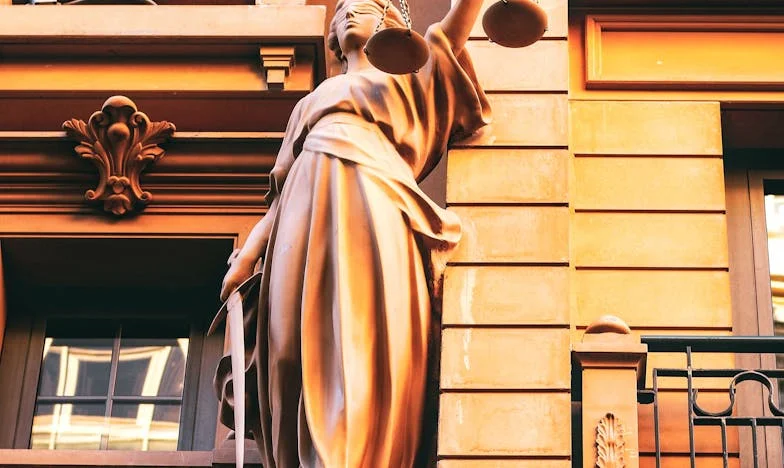 Djevojčica koja je čekala mamu: Priča o izgubljenoj nadi i novoj obitelji