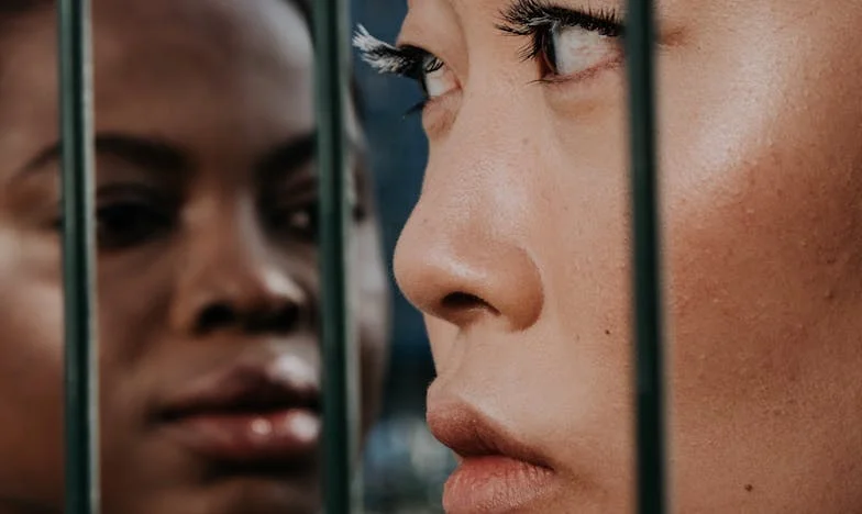 Gladna sam, mama... – Borba jedne djevojke protiv obiteljskog nasilja i potraga za izlazom