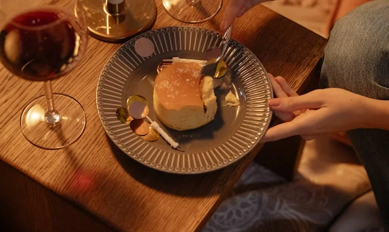 Između dva doma: Priča o potrazi za prihvatanjem u novoj porodici