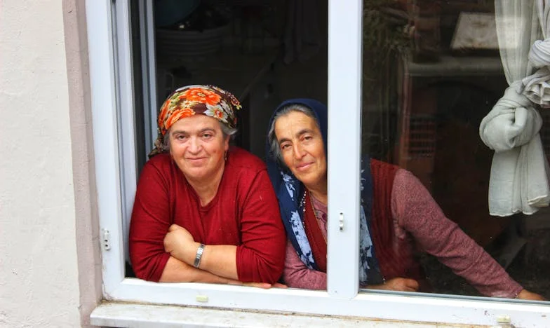 Između dvije vatre: Moja borba sa svekrvom i šutnjom muža