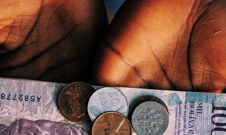 Kad je svekrva pokucala na vrata: Priča o granicama, ljubavi i krivnji