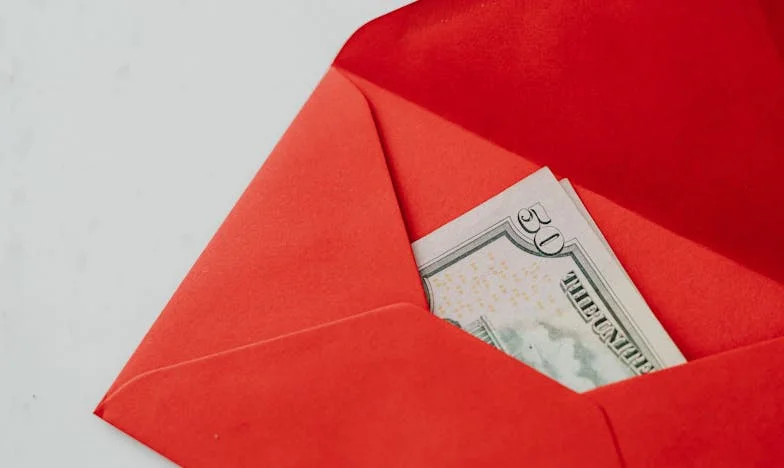 Pogledaj iza slika! – Posljednja tajna moje bake koja je sve promijenila