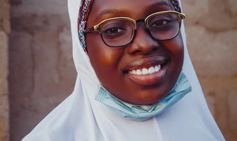 A levél a terítő alatt: Egy családi titok, ami mindent megváltoztatott