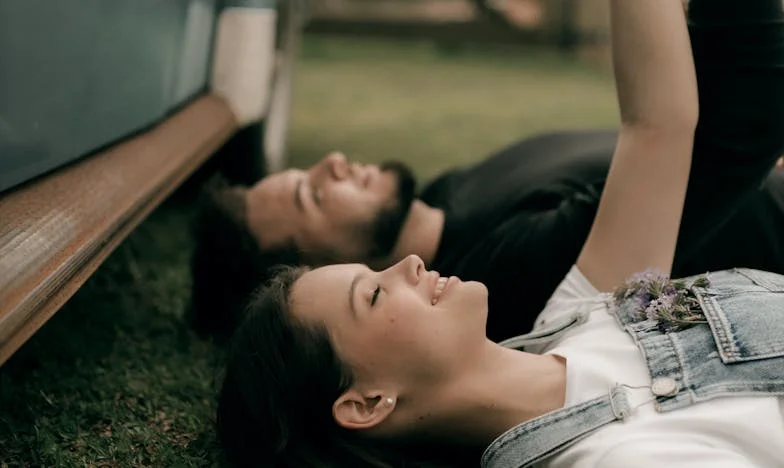 Amikor a szeretet és a büszkeség kevés: Egy budapesti lakás, családi titkok és kimondatlan elvárások története