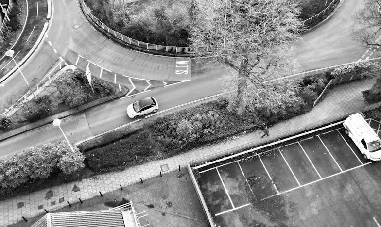 „Anyósom mindent az apósomnak írt – én pedig képtelen vagyok elfogadni” – Egy magyar család története a megbocsátásról és igazságtalanságról