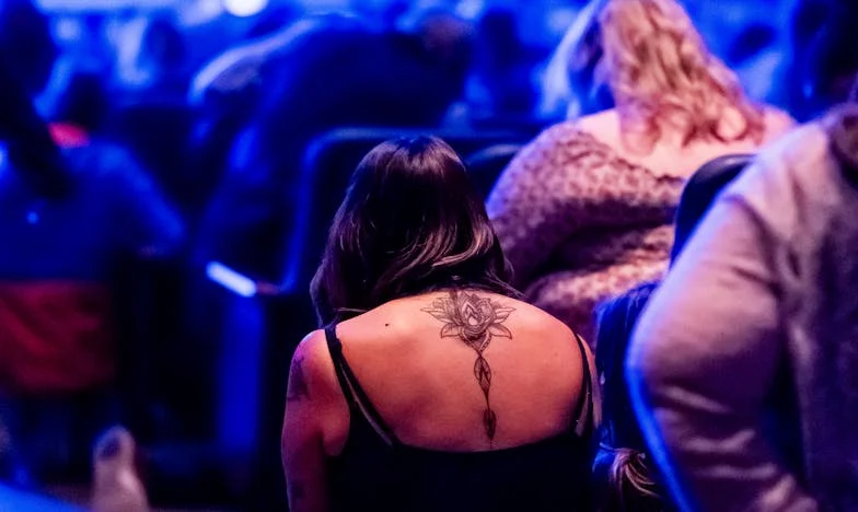 Az árulás árnyékában: Találkozás a férjem múltjából való nővel