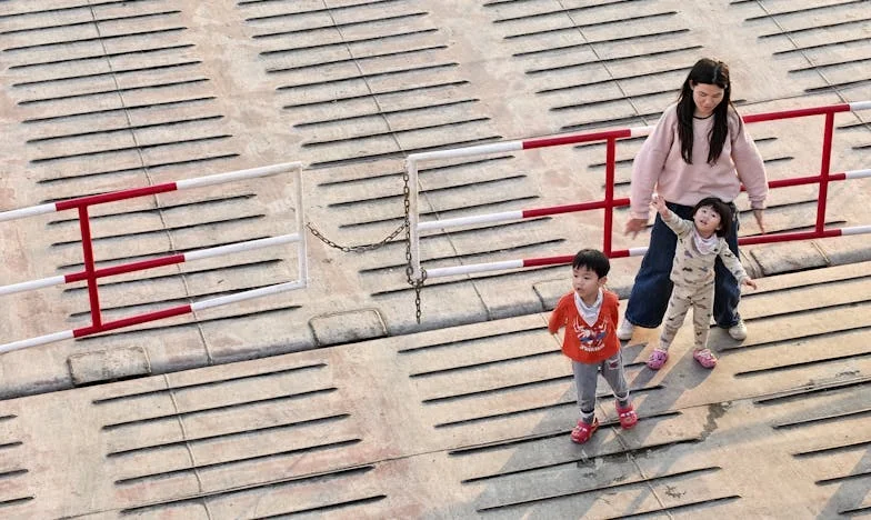 Az elszámolás árnyékában – Egy magyar család története a pénz és szeretet határán