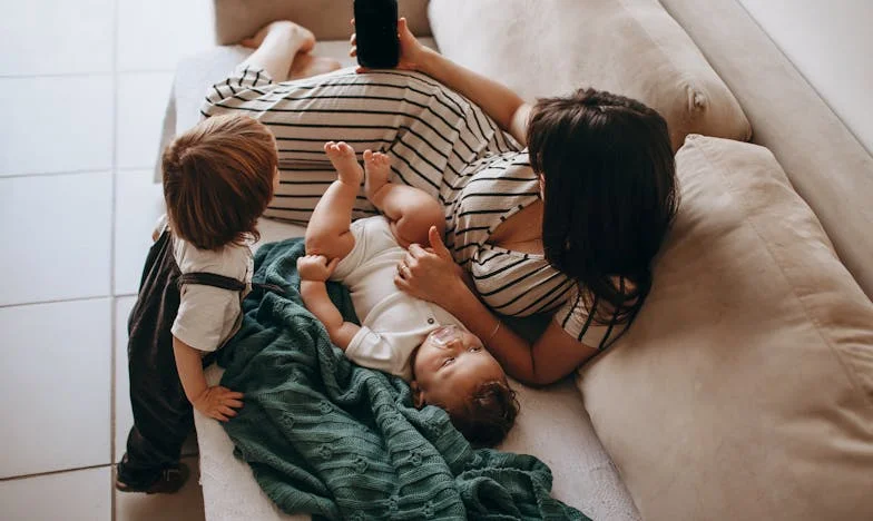 Sokkoló igazság: Hogyan tettette a sógornőm a terhességet, hogy elkerülje a munkát és a kilakoltatást