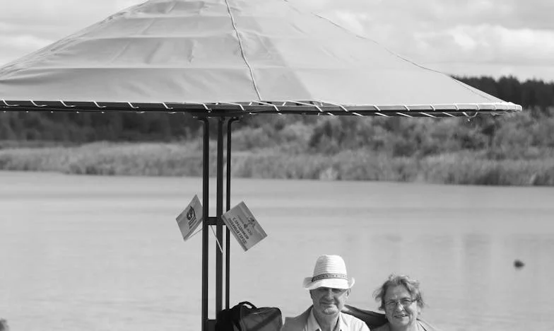 „Azt hittem, olyan lányt neveltem, aki a saját anyját segíti, nem másét” – Egy anya-lánya harc a beteg anyós árnyékában