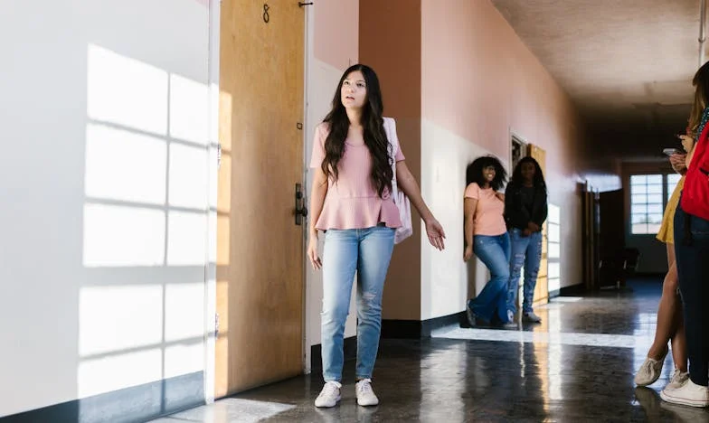 Kibomlott szálak: Egy anya harca a lánya önmagáért