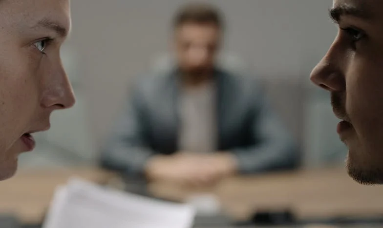 Annemin Suçlamasıyla Yıkılan Hayallerim: Bir Düğün, Bir Hastalık ve Kırık Bir Kalp