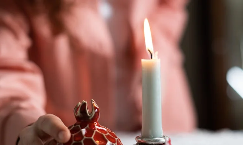 Bir Akşamüstü Sessizliği: Annemin Ardından