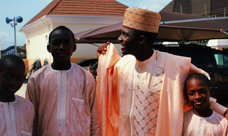 Bir Fincan Çayda Saklı Umutlar: Zeynep ve Emre'nin Hikayesi