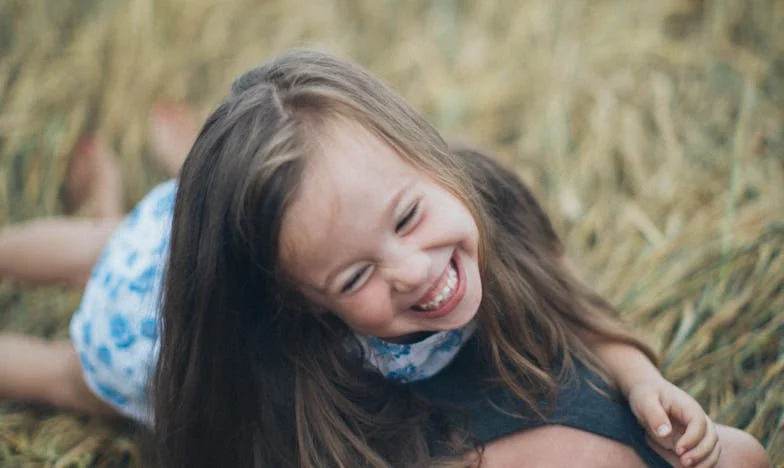 Bir Ziyaret Her Şeyi Değiştirdi: Bir Kız, Annesini Nasıl Terk Edebilir?