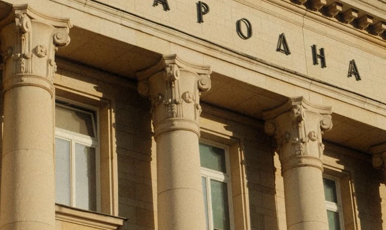 Eğer Bir Daha Eşime Hakaret Edersen, Burada Hoş Karşılanmayacaksın: Bir Ailenin Sessiz Çığlığı