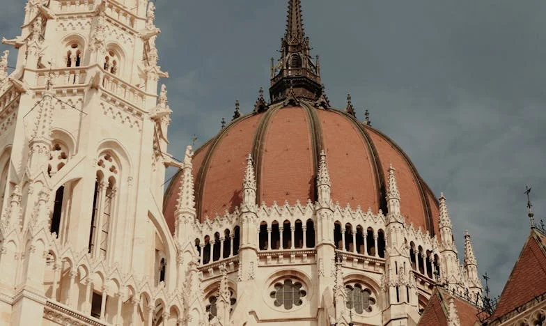 İstenmeyen Bir Çocuğun Yükü: Beklentiler, Fedakarlık ve Kendimi Yeniden Bulmak