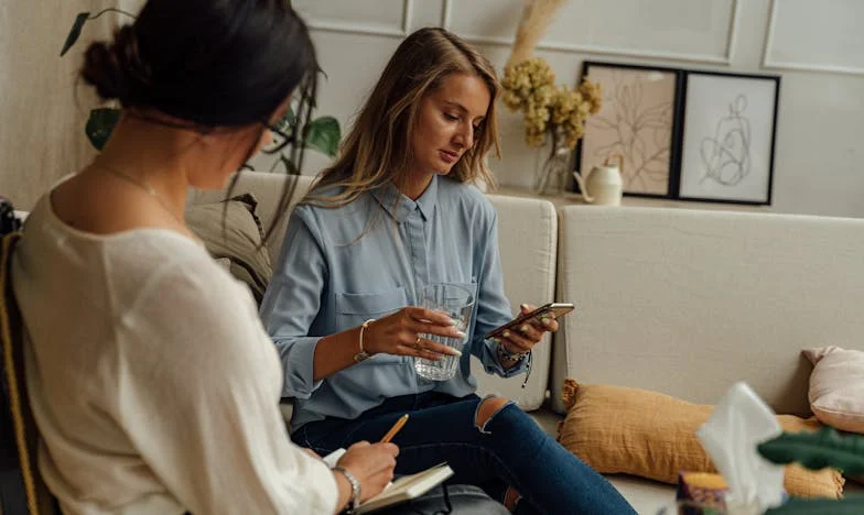 Kızım Benden Uzaklaştı... Sadece Düğününü Karşılayamadığım İçin