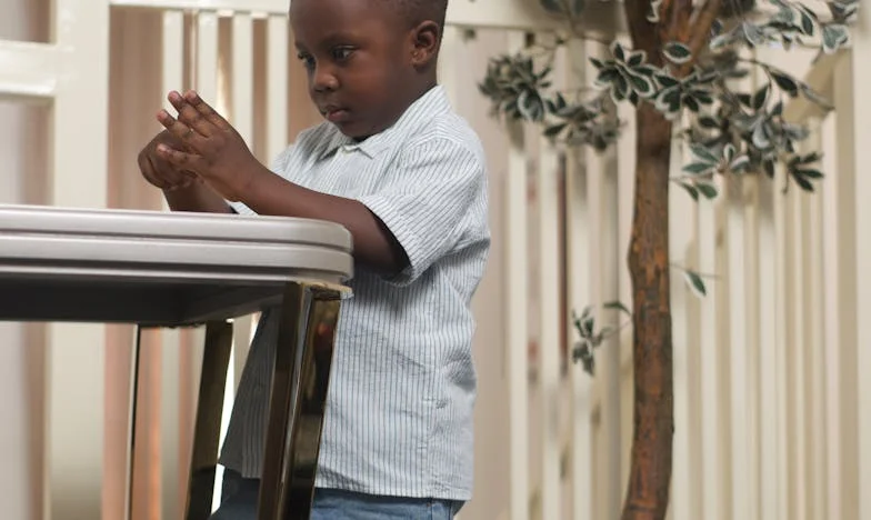 „Mi-ai furat copilul!”: Povestea unei mame, a unei fiice și a unui nepot între iubire și reproș