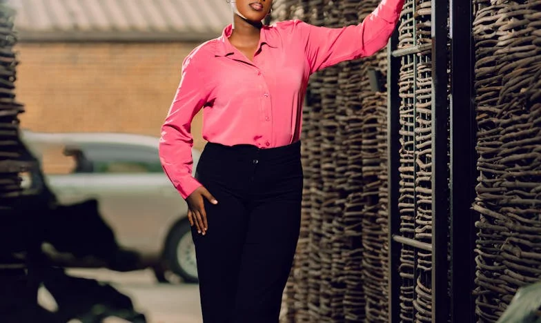 Bunico, iartă-mă că te-am uitat. Poveste despre vină, răni de familie și lupta pentru apropiere