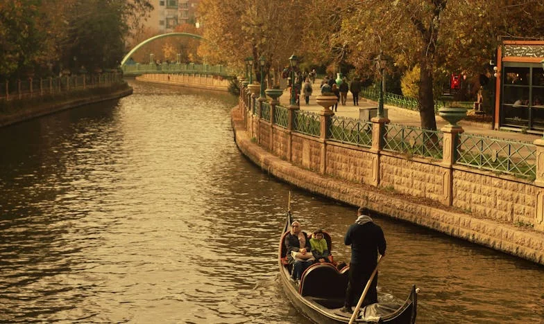 Când prietenia devine povară: Povestea mea cu vecina Irina