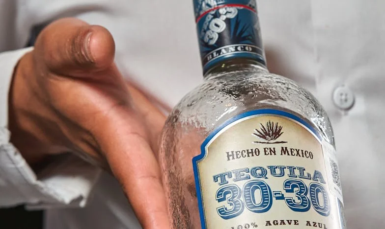 Când soacra m-a dat afară din casă: Povestea unei femei din București despre iubire, umilință și regăsire