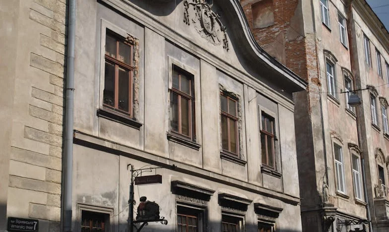 Cum un simplu borcan de cremă a destrămat liniștea familiei mele