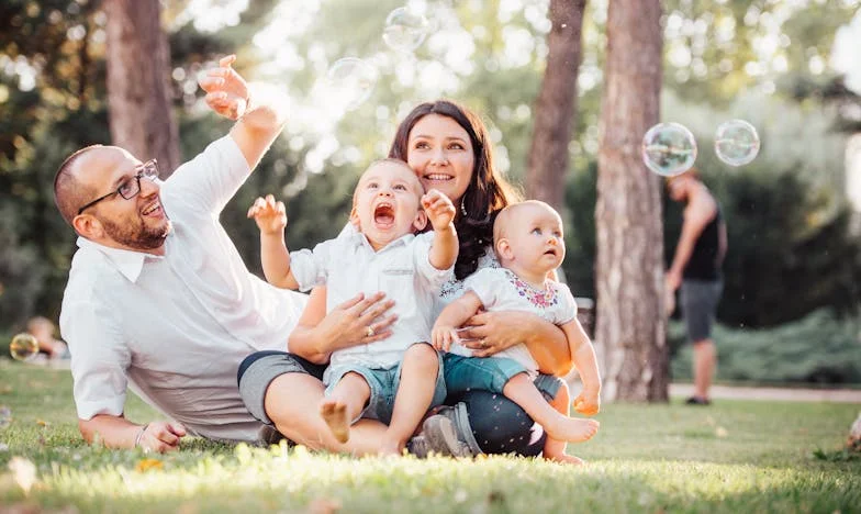 Între două iubiri: Povestea unei mame care a pierdut totul pentru un gest de bunătate