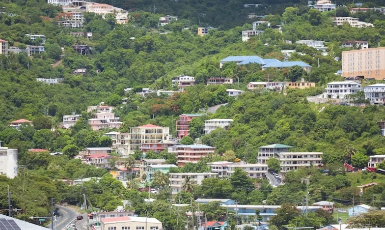 Între tăcere și credință: Cum am găsit puterea când familia mea se destrăma