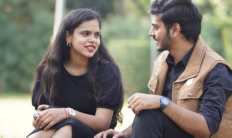 „Irina, de azi dormi în sufragerie” – Povestea unei mame care a devenit străină în propria casă