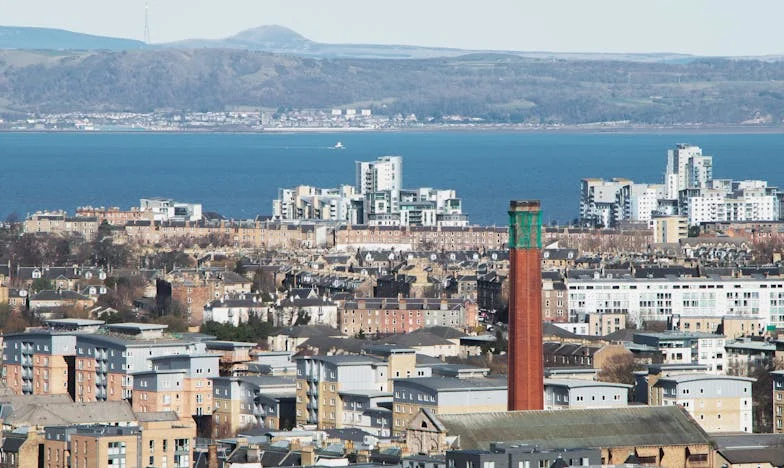 Nu mai pot fi mama copilului vecinei mele: O poveste despre limite, vinovăție și curaj